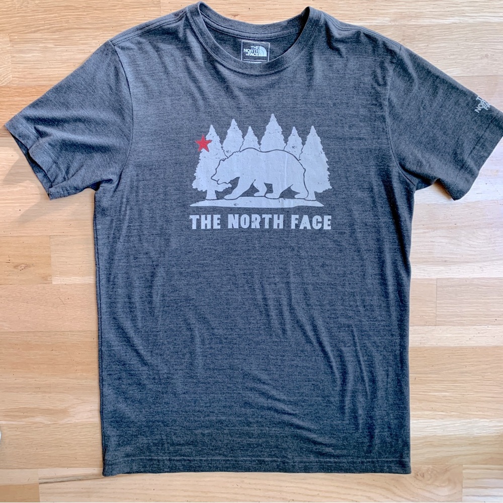 The North Face Bear Shirt | Mens Slimfit Size Medium